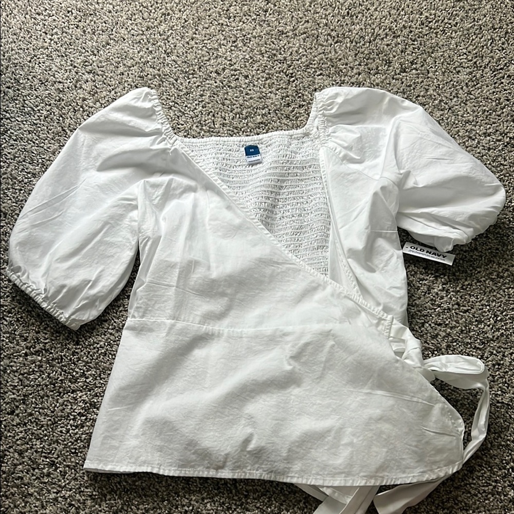 NWT Old Navy White Wrap Top for Women